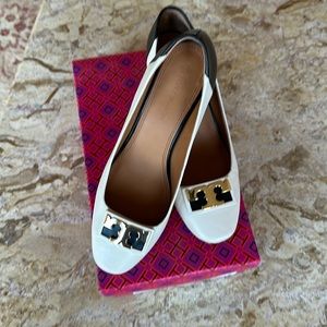 Tory Burch. GiGi 55mm round toe pumps